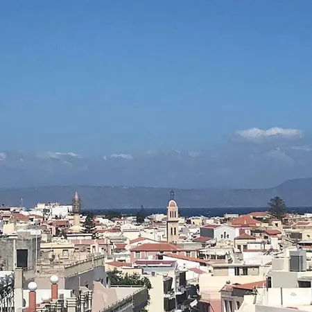 Aquarius Boutique Hotel 2*