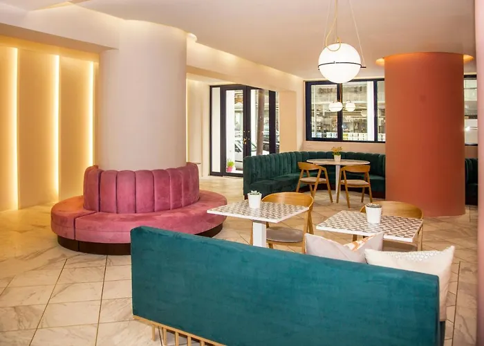 Aquarius Boutique Rétino