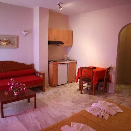 Aquarius Boutique 2* Rethymno (Crete)