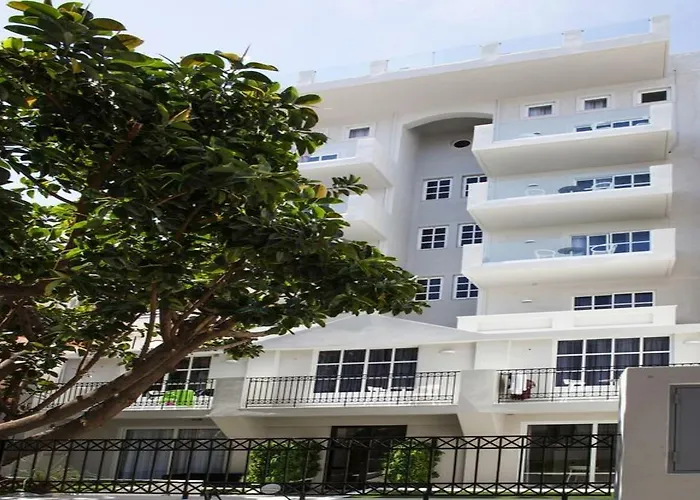 Aquarius Boutique Hotel 2*